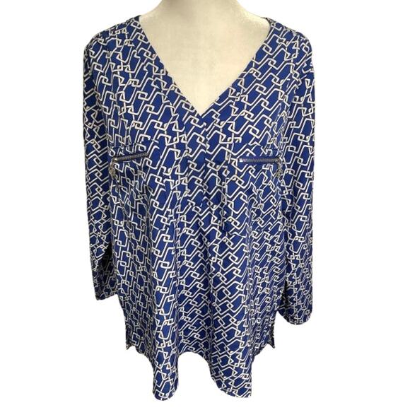 Adrienne Vittadini Tops - Adrienne Vittadini Blue/White Geometric Print Long Sleeve Top L Preppy, Bold